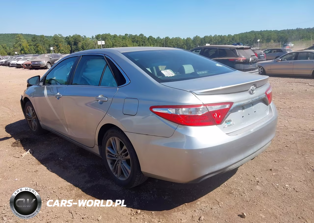 2017 Toyota Camry Se VIN:4T1BF1FK0HU637542 - 3