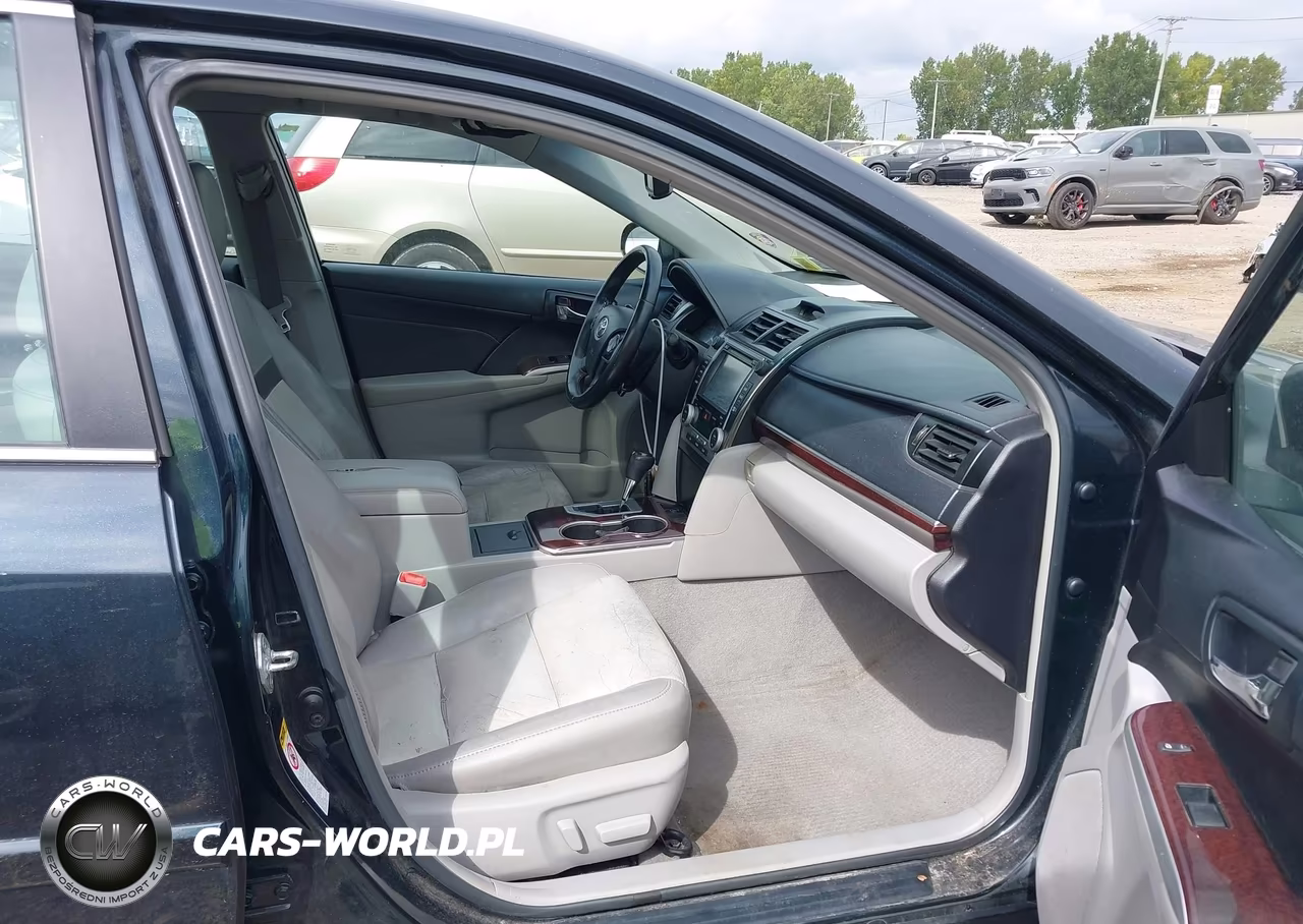 2014 Toyota Camry Xle V6 VIN:4T1BK1FK9EU547796 - 5