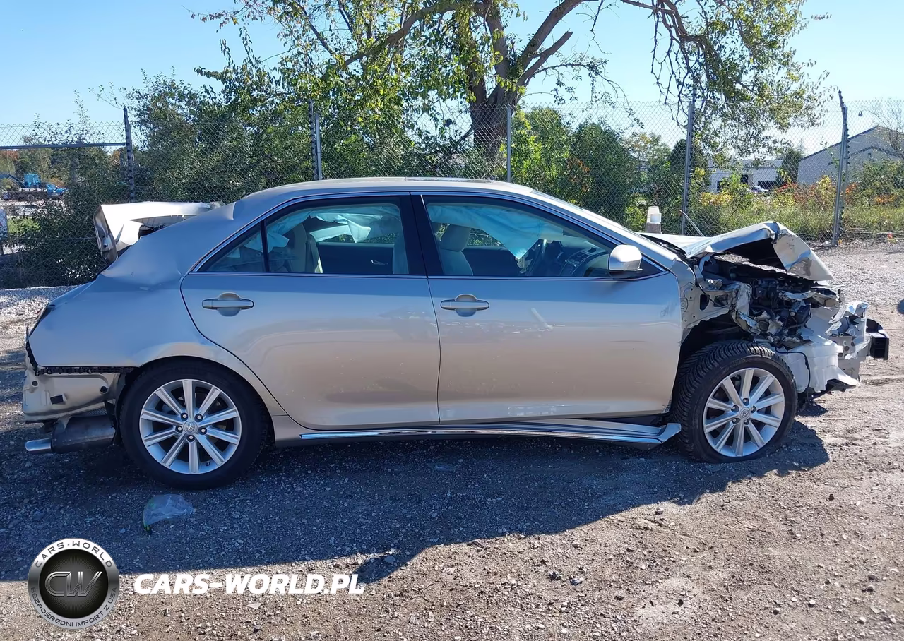 2014 Toyota Camry Xle VIN:4T4BF1FK3ER362573 - 13