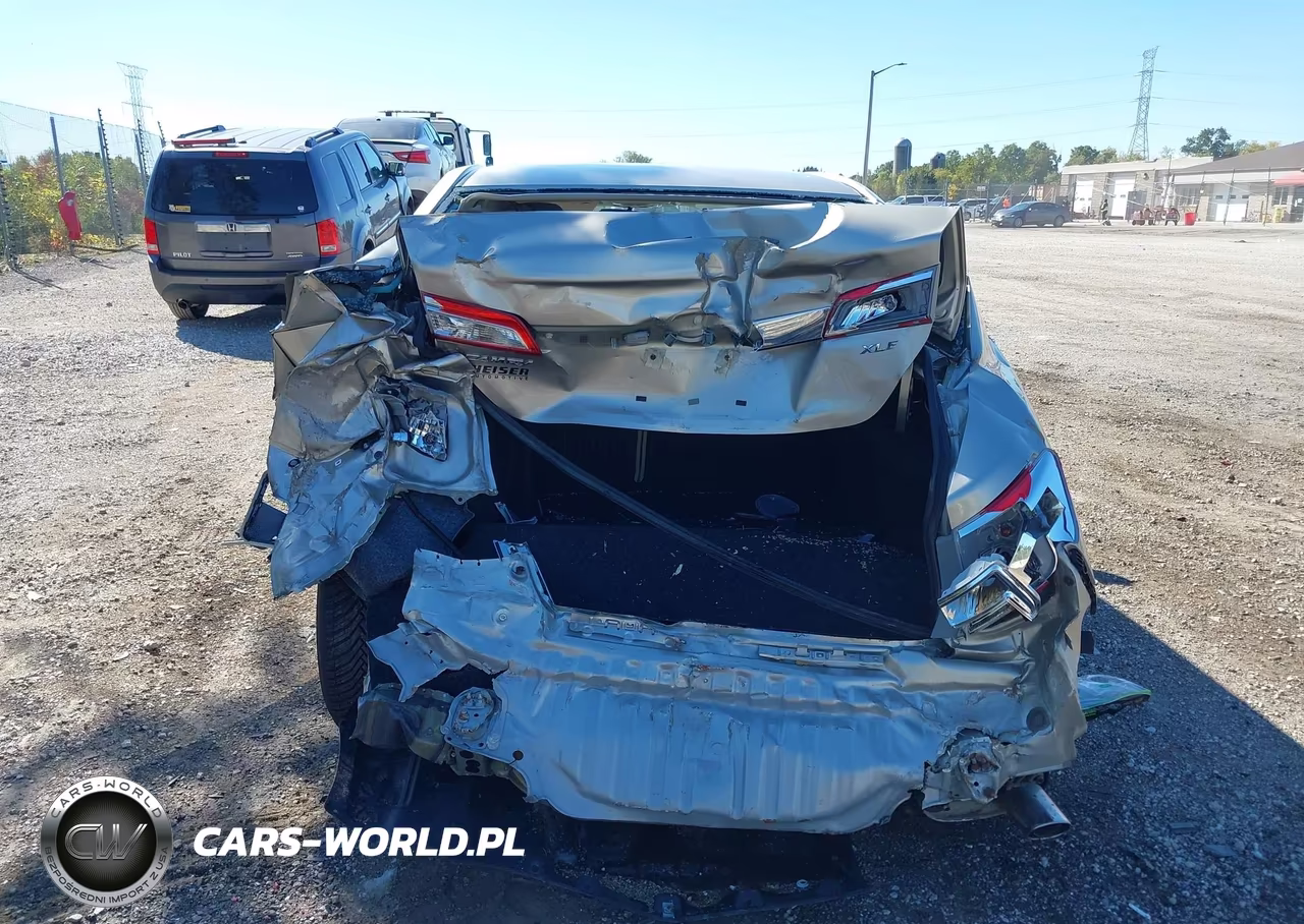 2014 Toyota Camry Xle VIN:4T4BF1FK3ER362573 - 16