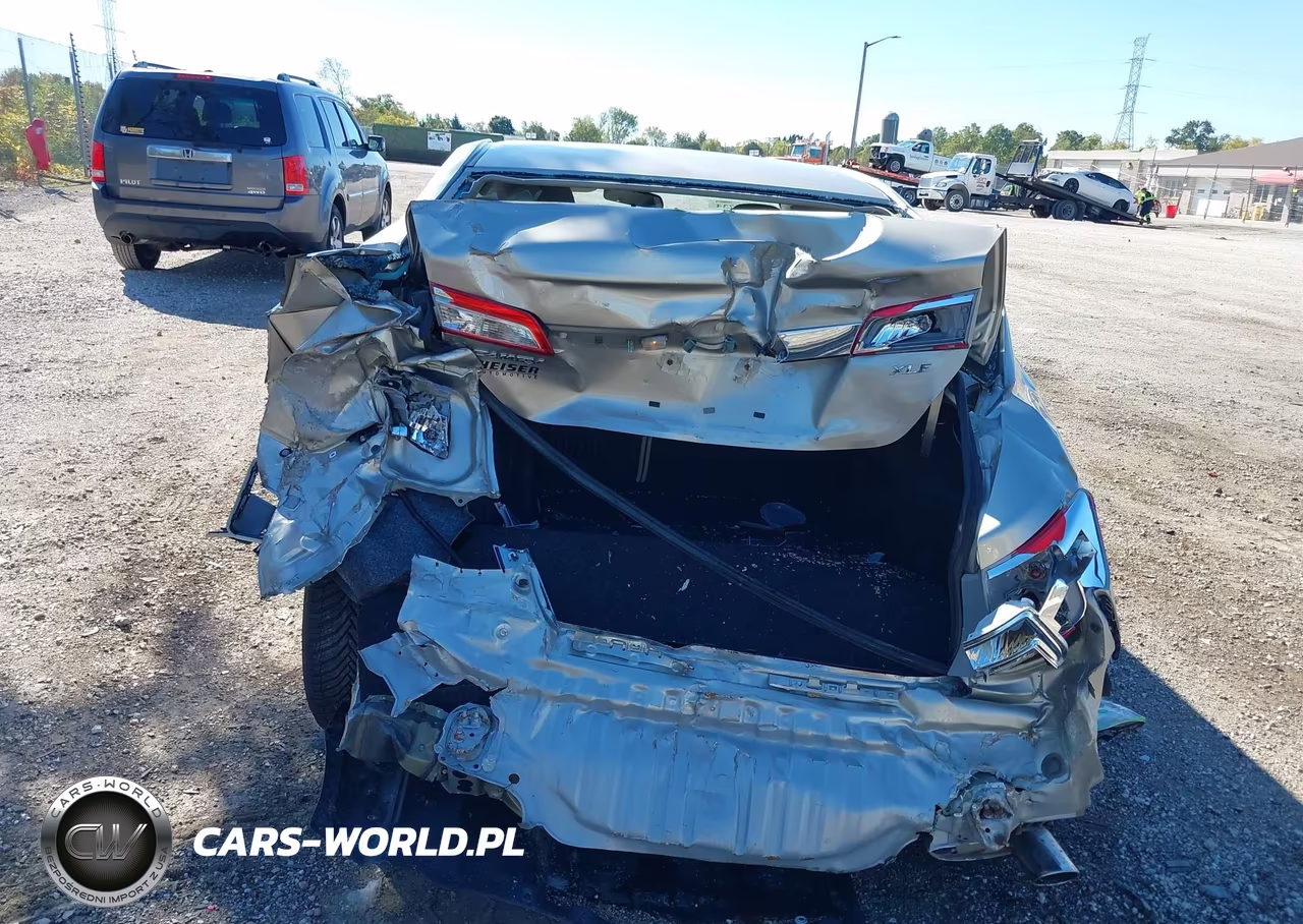 2014 Toyota Camry Xle VIN:4T4BF1FK3ER362573 - 6
