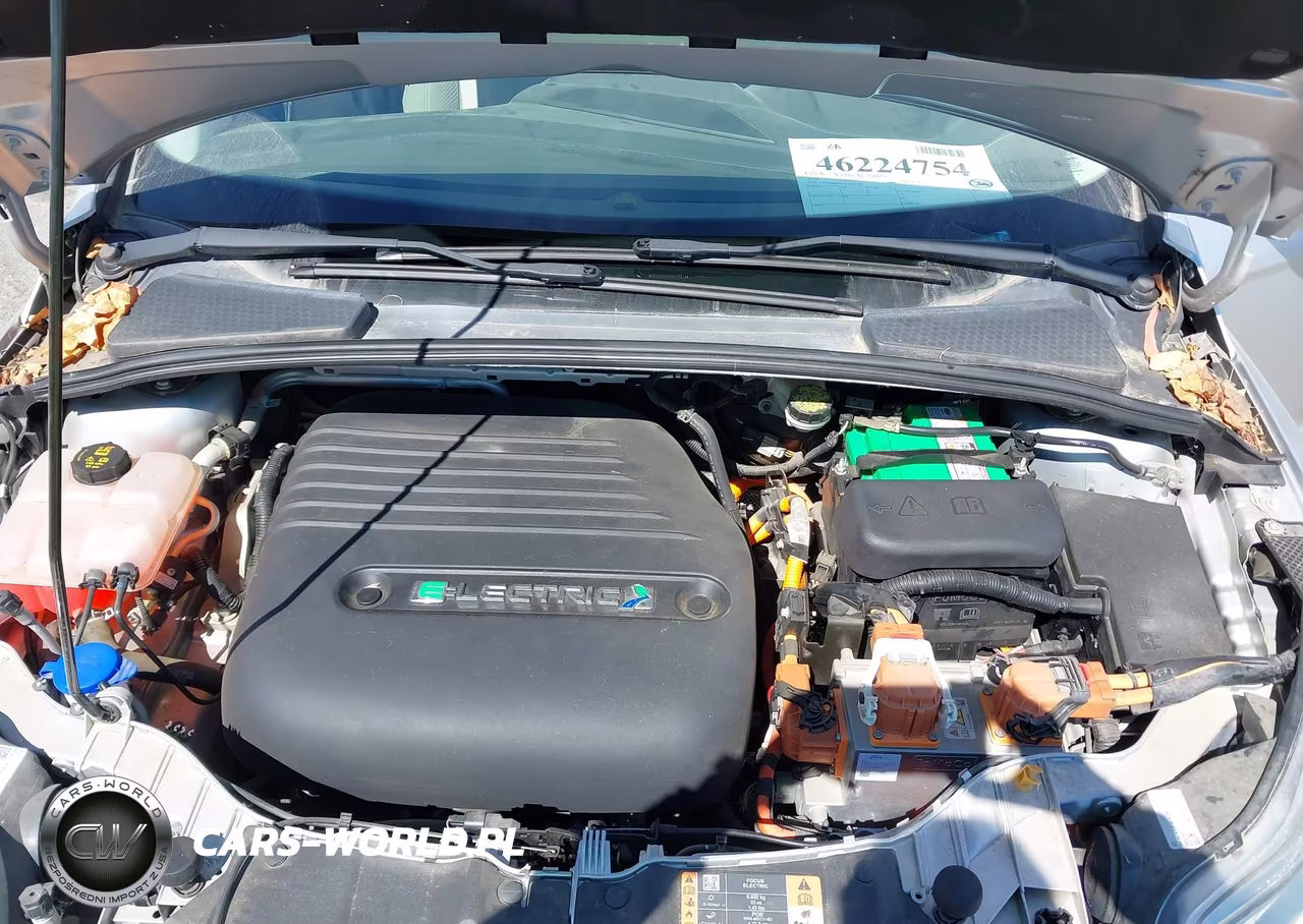 2018 Ford Focus Electric VIN:1FADP3R41JL296138 - 10