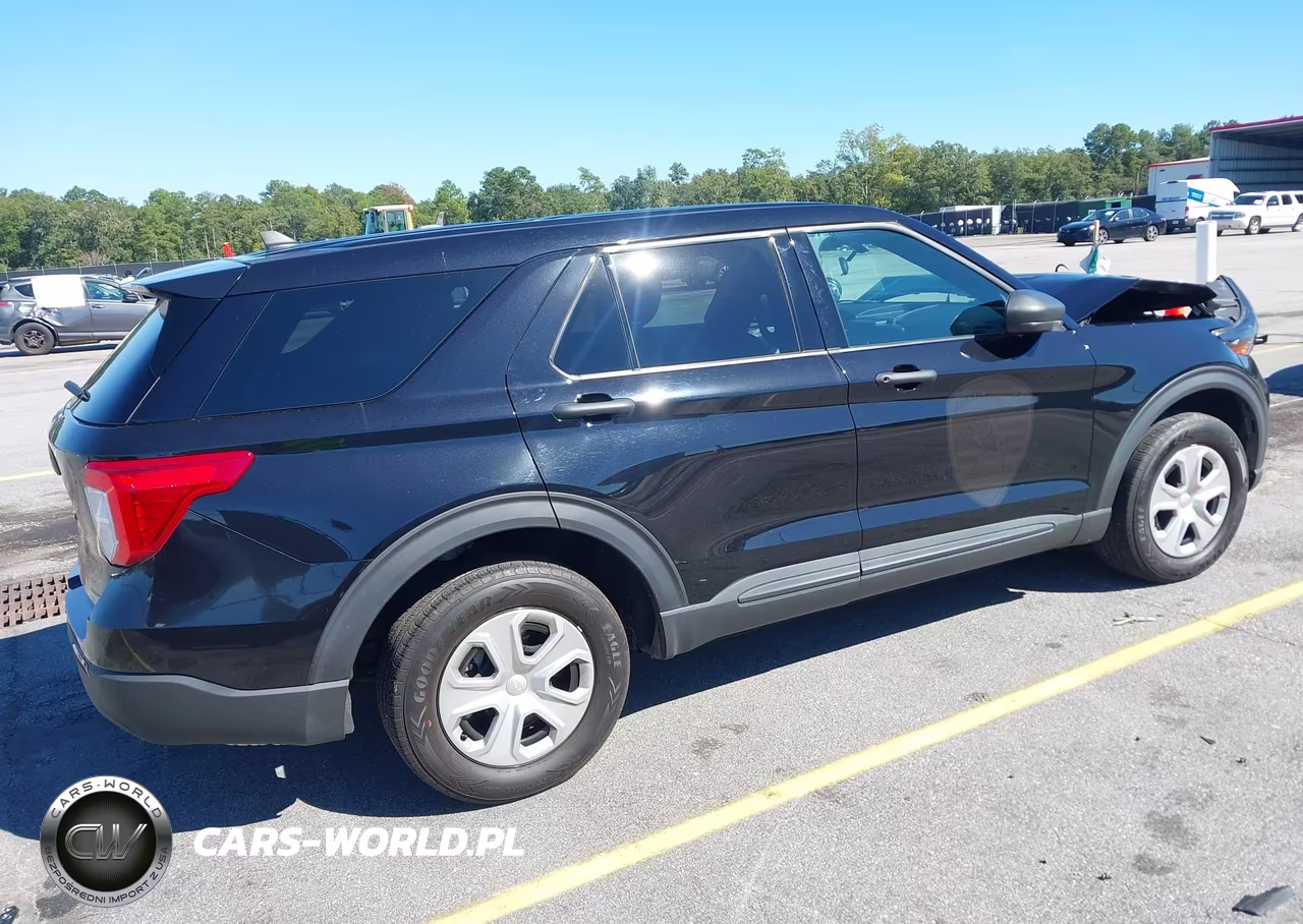 2024 Ford Police Interceptor Utility VIN:1FM5K8AB2RGA60201 - 4