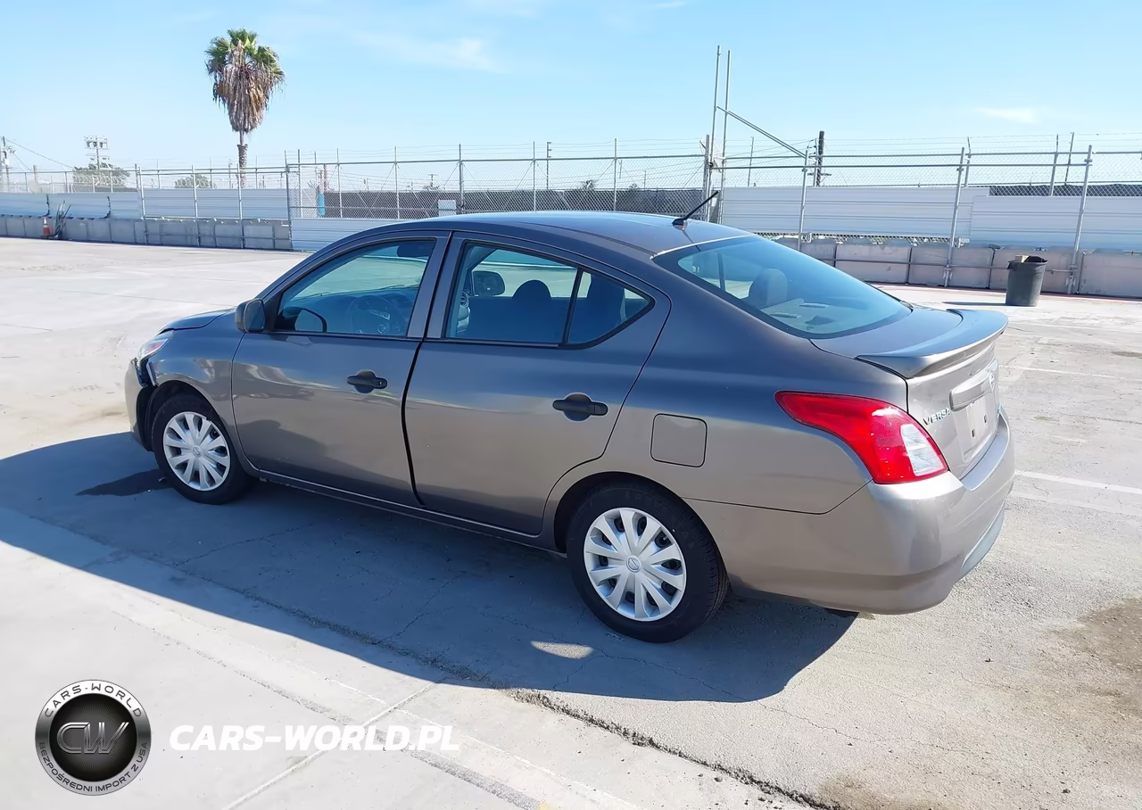 2015 Nissan Versa 1.6 S+ VIN:3N1CN7AP3FL939192 - 3