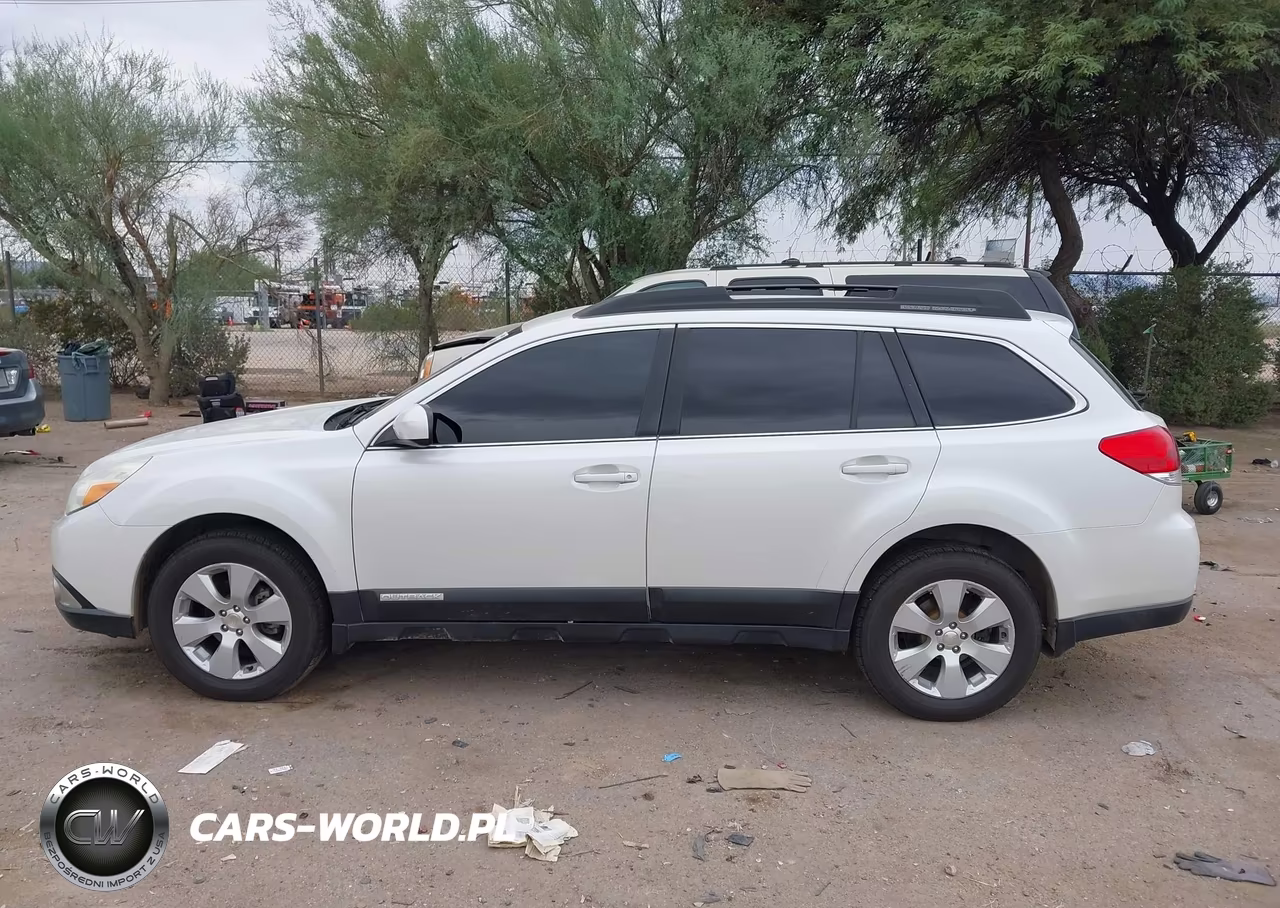 2010 Subaru Outback 2.5I Premium VIN:4S4BRBCC0A3355133 - 14