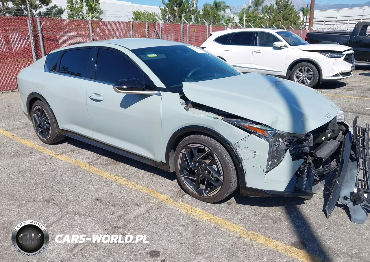2025 Kia K4 Gt-Line
