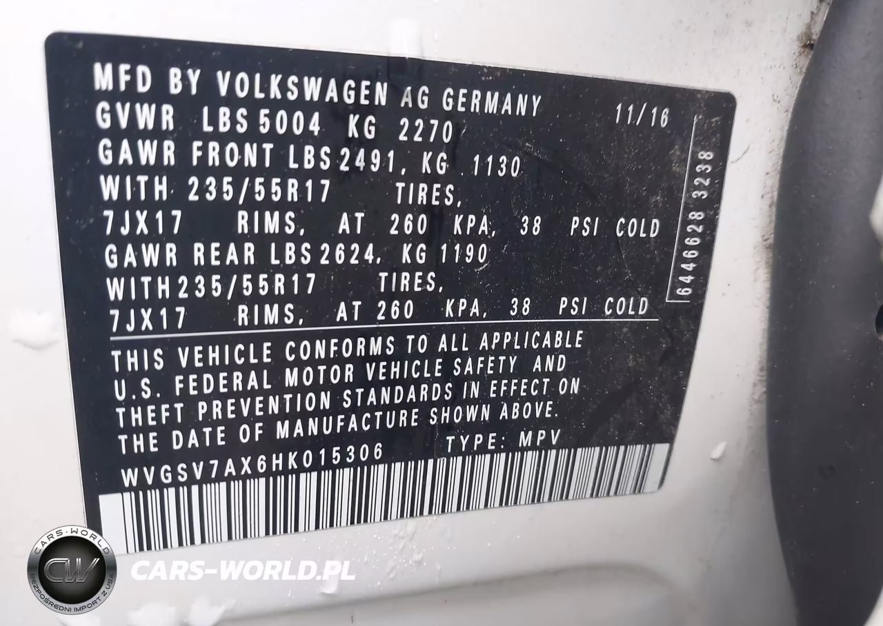 2017 Volkswagen Tiguan 2.0T Wolfsburg Edition VIN:WVGSV7AX6HK015306 - 9