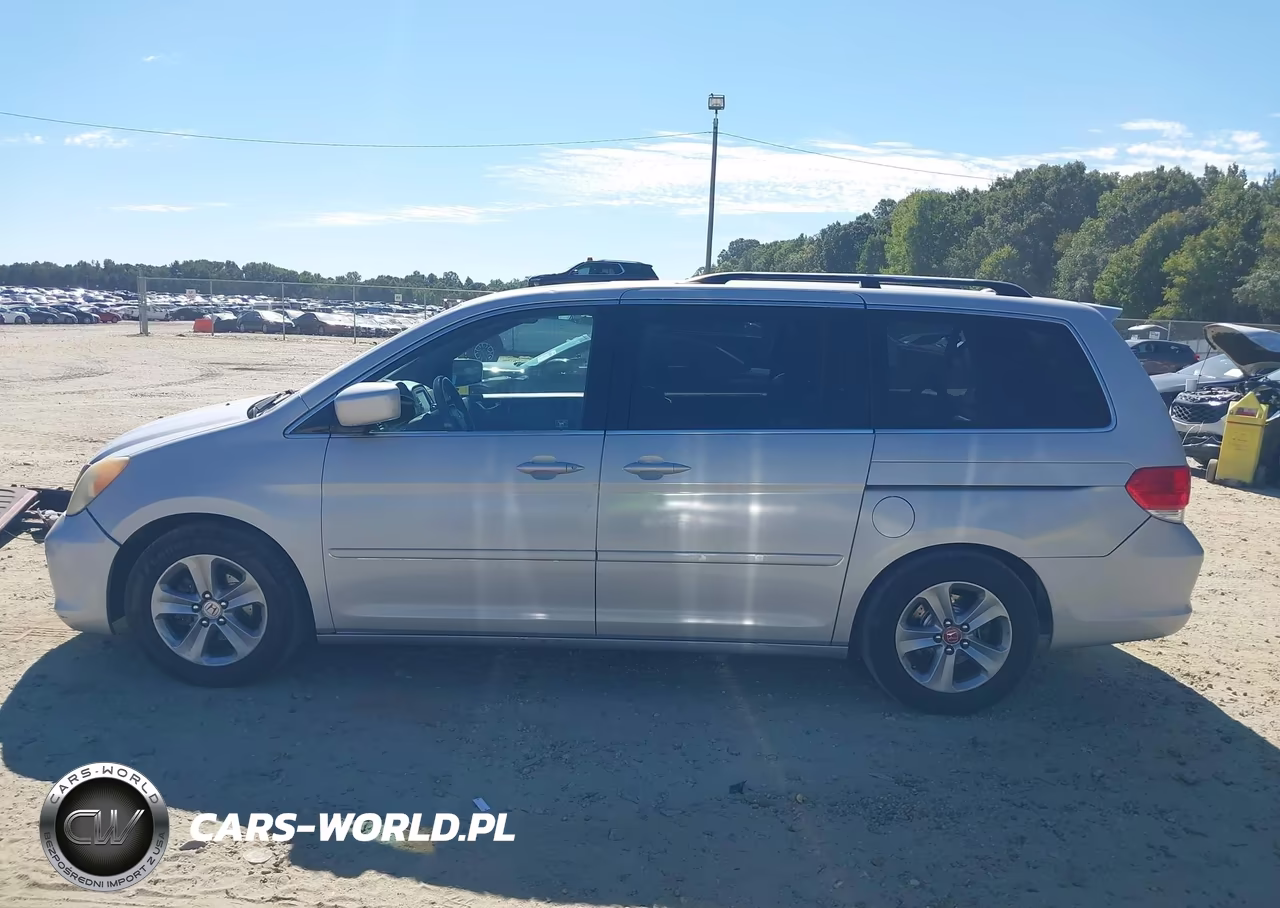 2008 Honda Odyssey Touring VIN:5FNRL38908B024850 - 14
