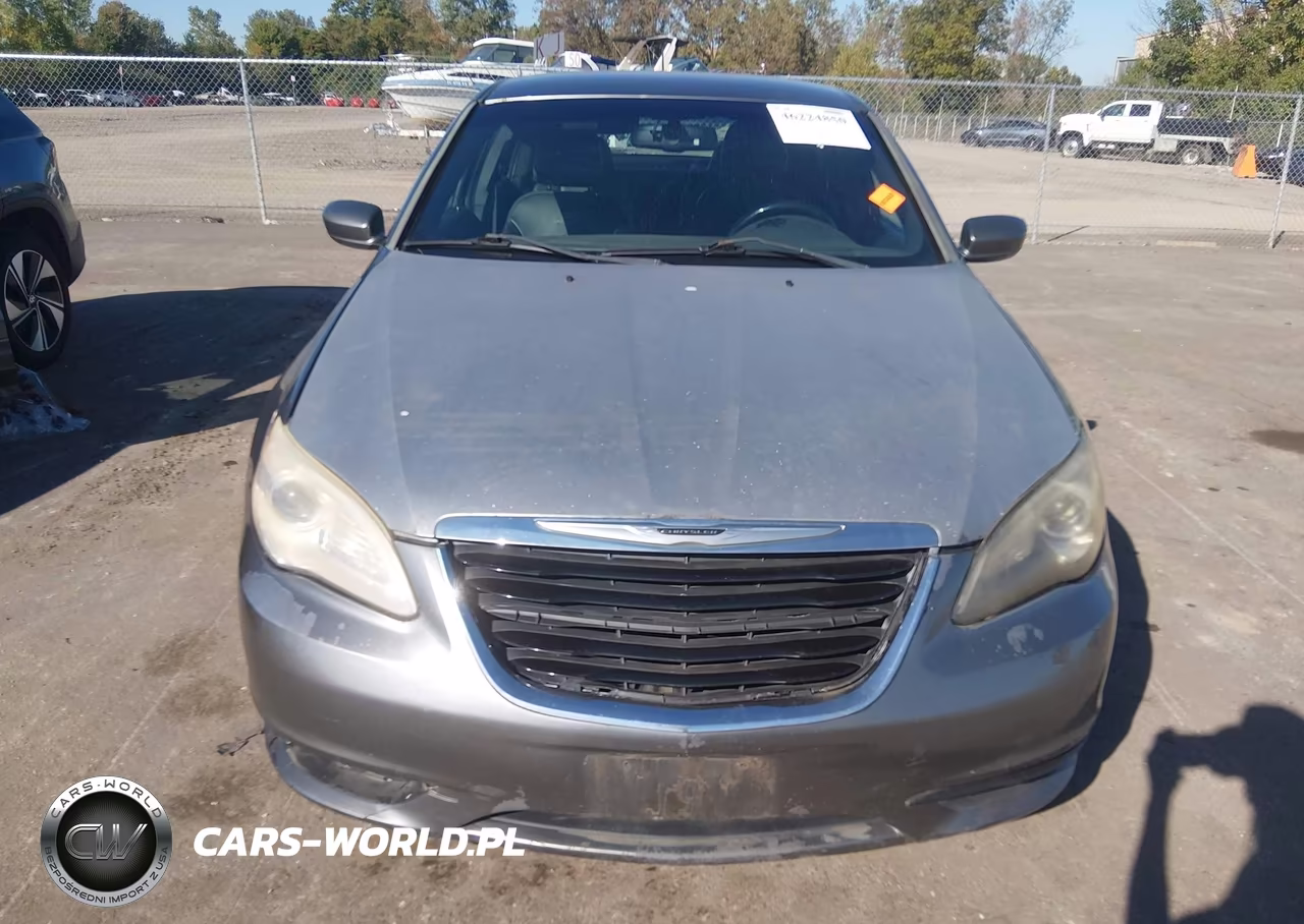 2011 Chrysler 200 S VIN:1C3BC8FGXBN606404 - 12