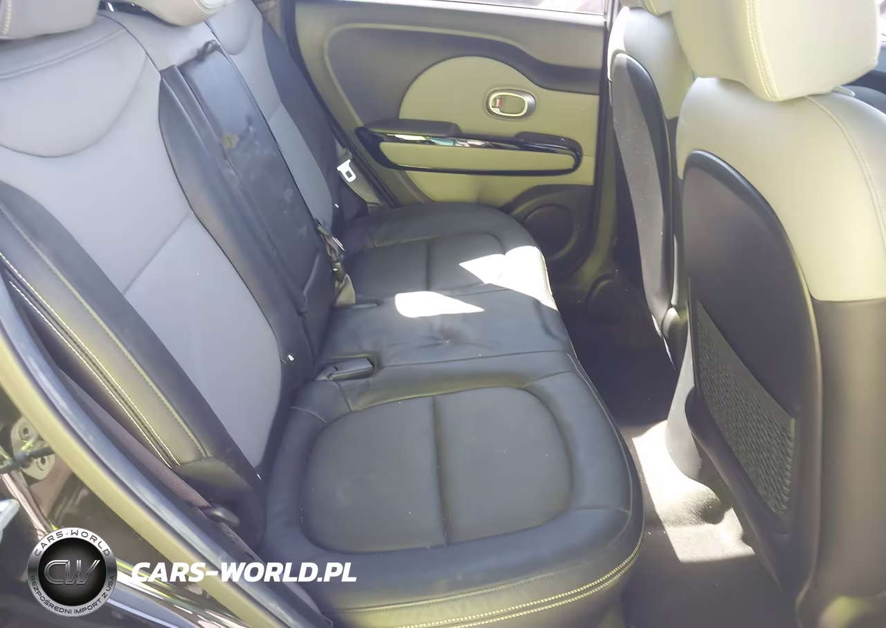 2015 Kia Soul + VIN:KNDJP3A55F7183469 - 8