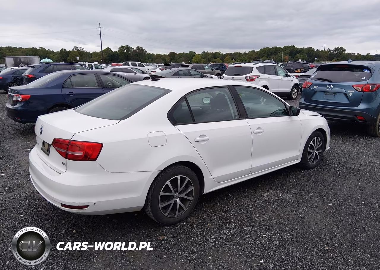2015 Volkswagen Jetta 1.8T Se VIN:3VWD17AJ0FM213080 - 4