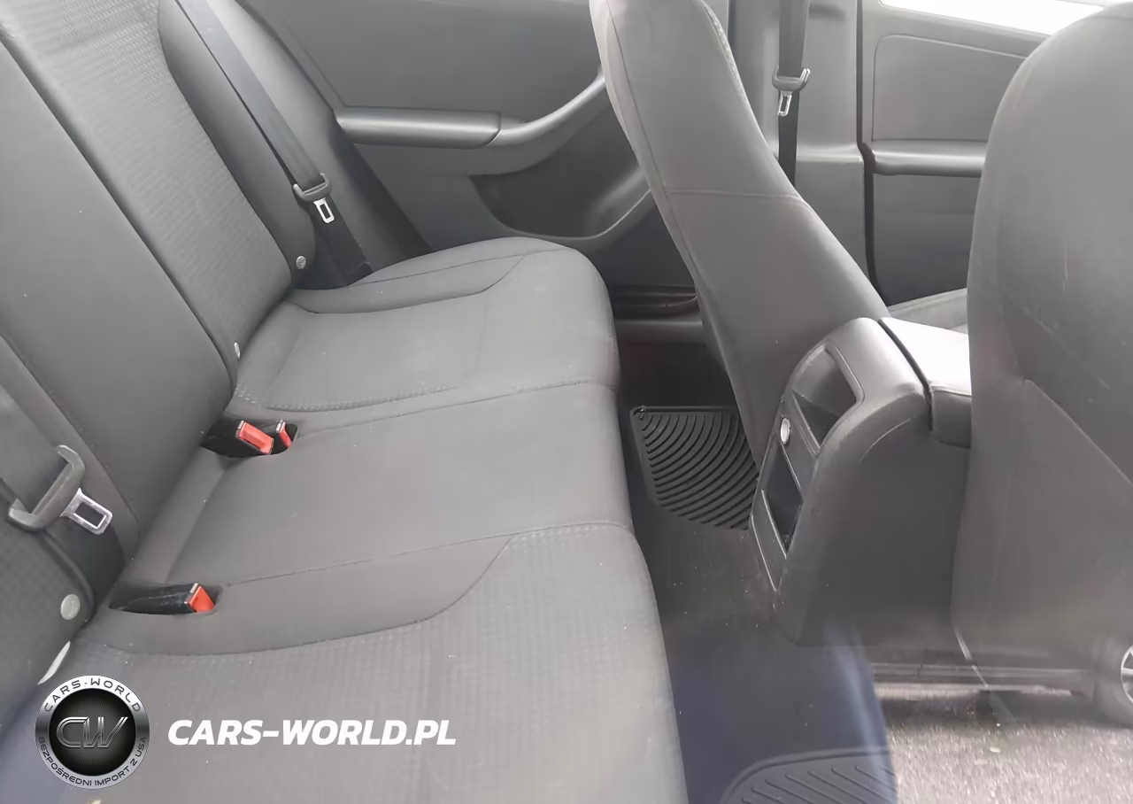 2015 Volkswagen Jetta 1.8T Se VIN:3VWD17AJ0FM213080 - 8