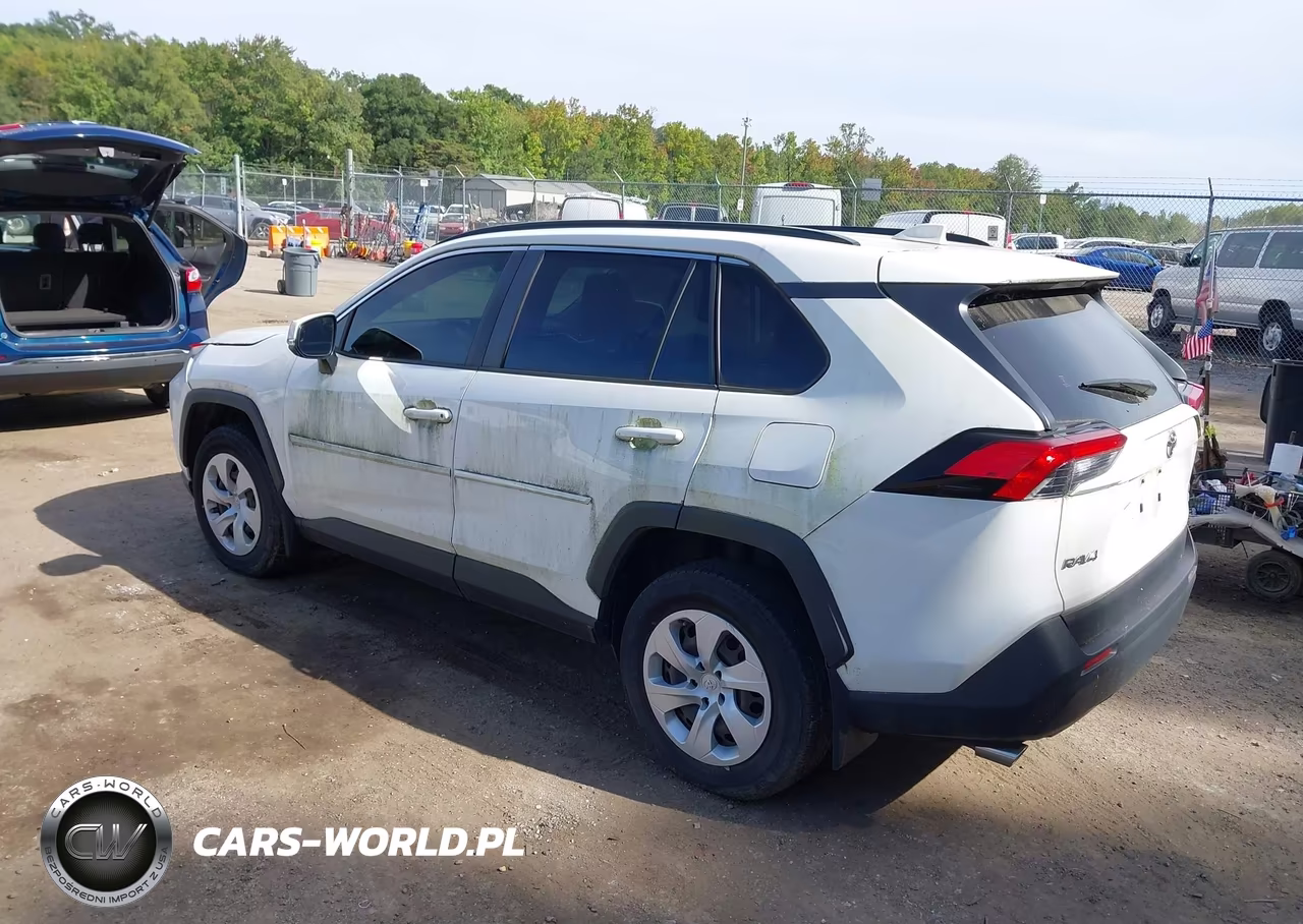 2019 Toyota Rav4 Le VIN:JTMG1RFV0KJ006820 - 3