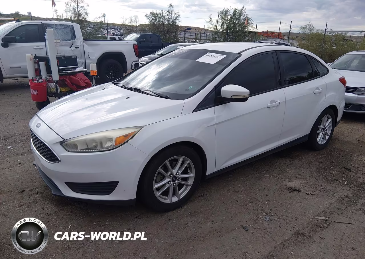 2015 Ford Focus Se VIN:1FADP3F28FL263633 - 2