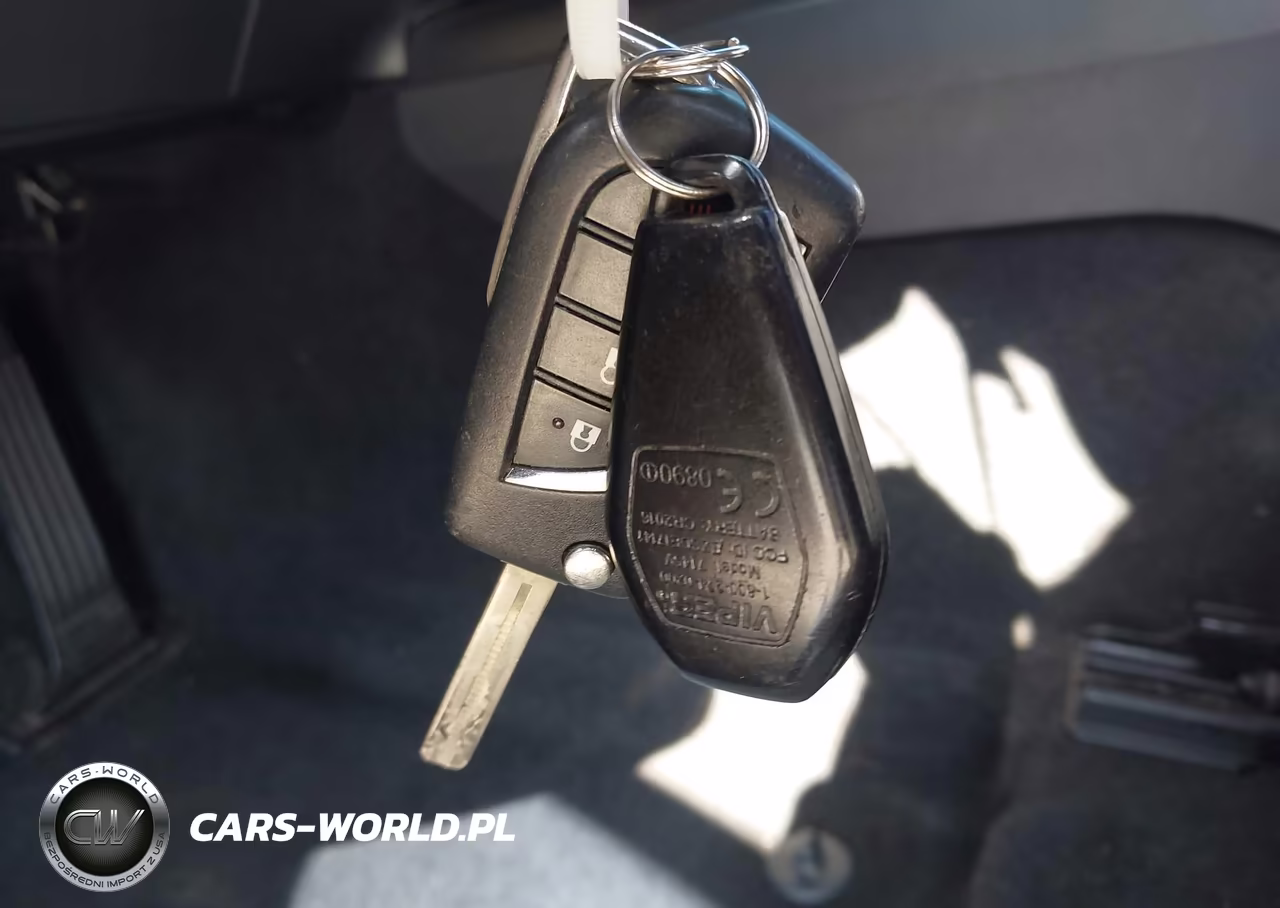 2018 Toyota Camry Se VIN:4T1B11HK2JU517243 - 11
