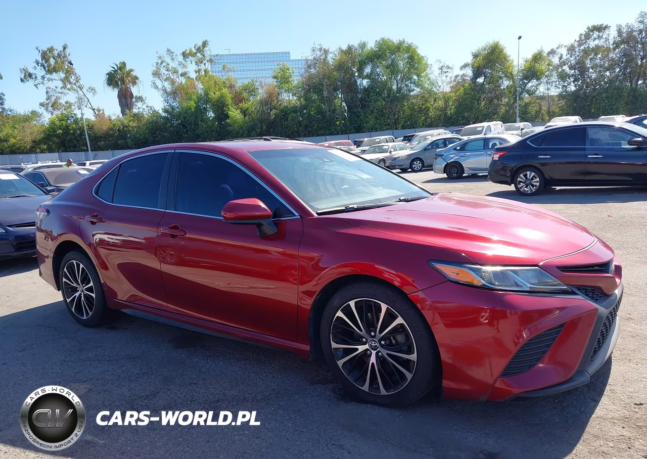 2018 Toyota Camry Se VIN:4T1B11HK2JU517243 - 13