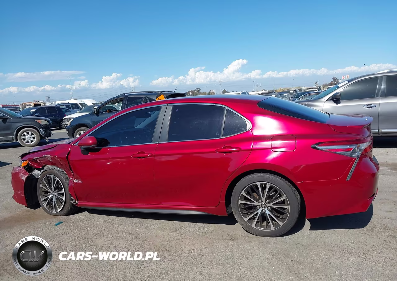 2018 Toyota Camry Se VIN:4T1B11HK2JU517243 - 14