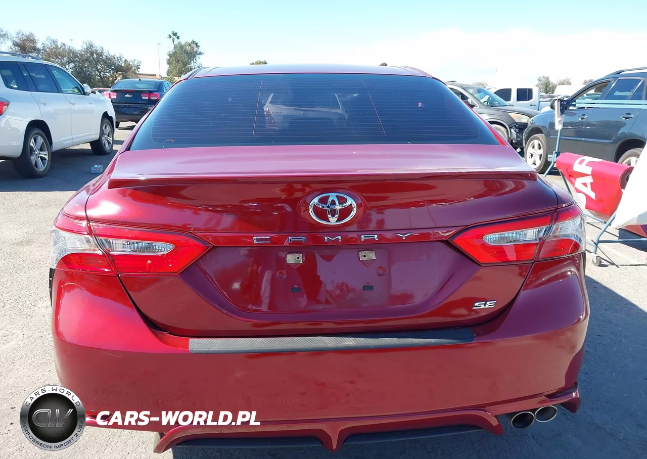 2018 Toyota Camry Se VIN:4T1B11HK2JU517243 - 16