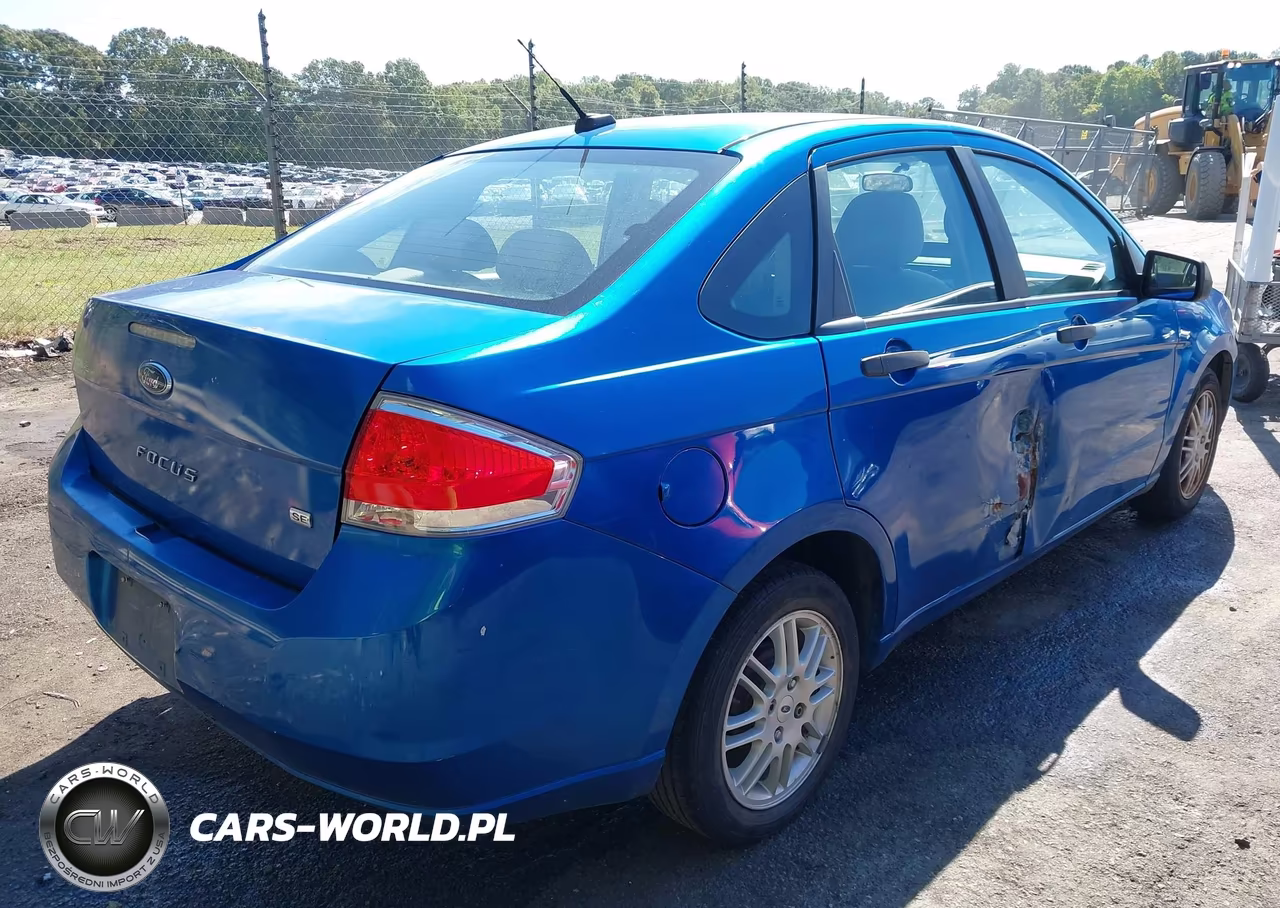 2010 Ford Focus Se VIN:1FAHP3FNXAW268013 - 4