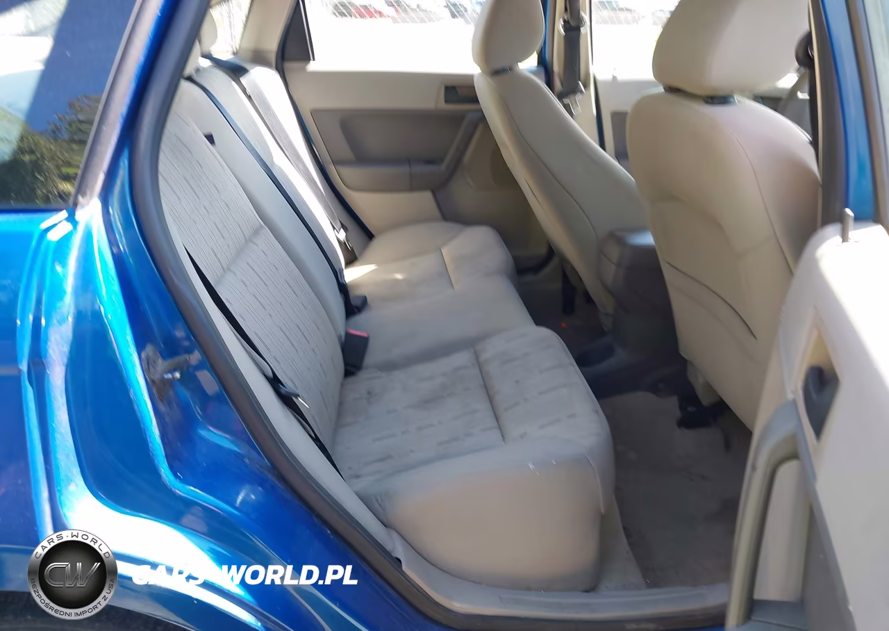 2010 Ford Focus Se VIN:1FAHP3FNXAW268013 - 8