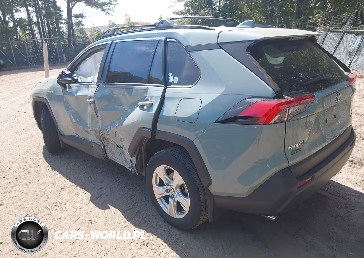 2021 Toyota Rav4 Hybrid Xle VIN:JTMR6RFV4MD014141 - 3