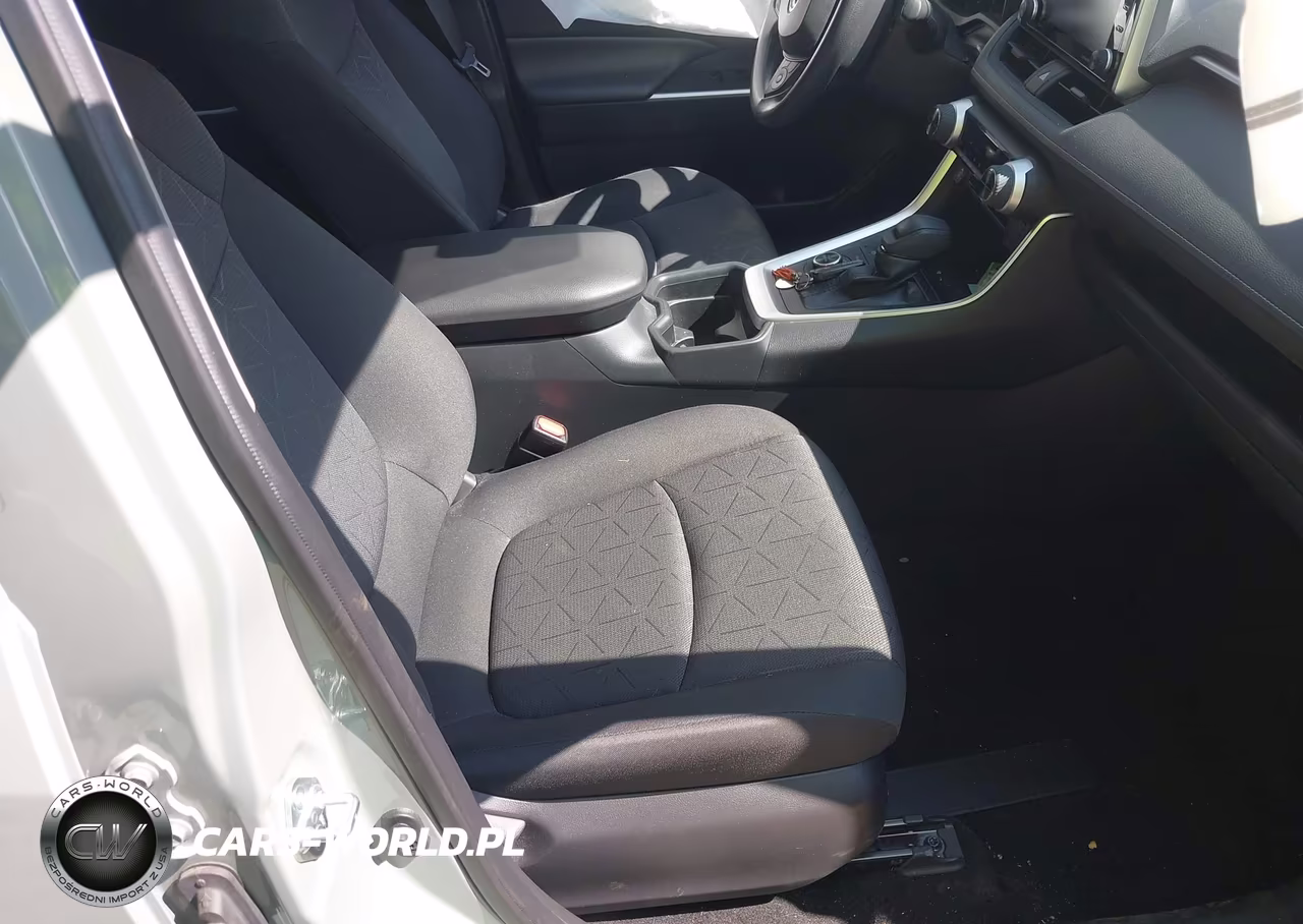 2021 Toyota Rav4 Hybrid Xle VIN:JTMR6RFV4MD014141 - 5
