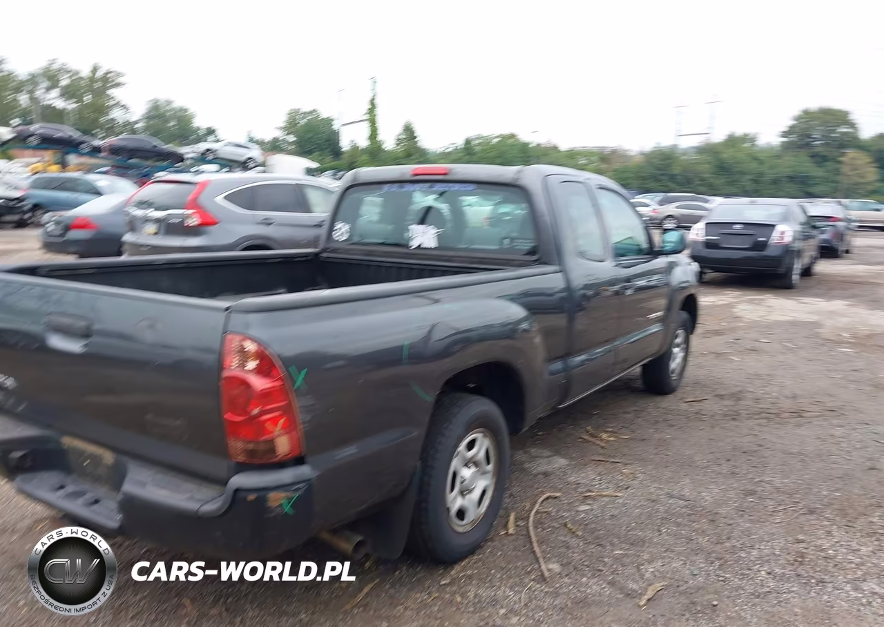 2015 Toyota Tacoma Access Cab VIN:5TFTX4CN4FX065358 - 4