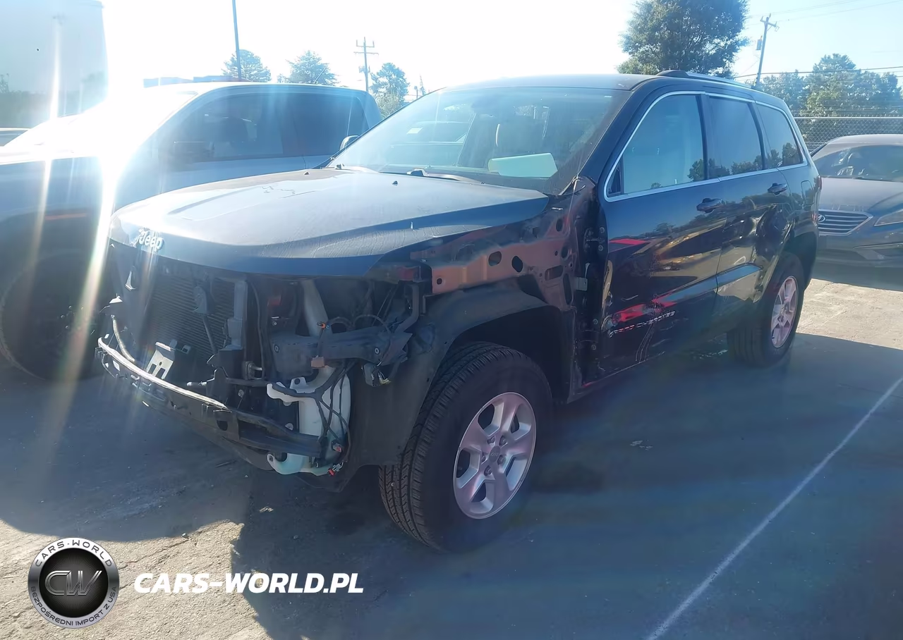 2015 Jeep Grand Cherokee Laredo VIN:1C4RJEAG2FC231194 - 2