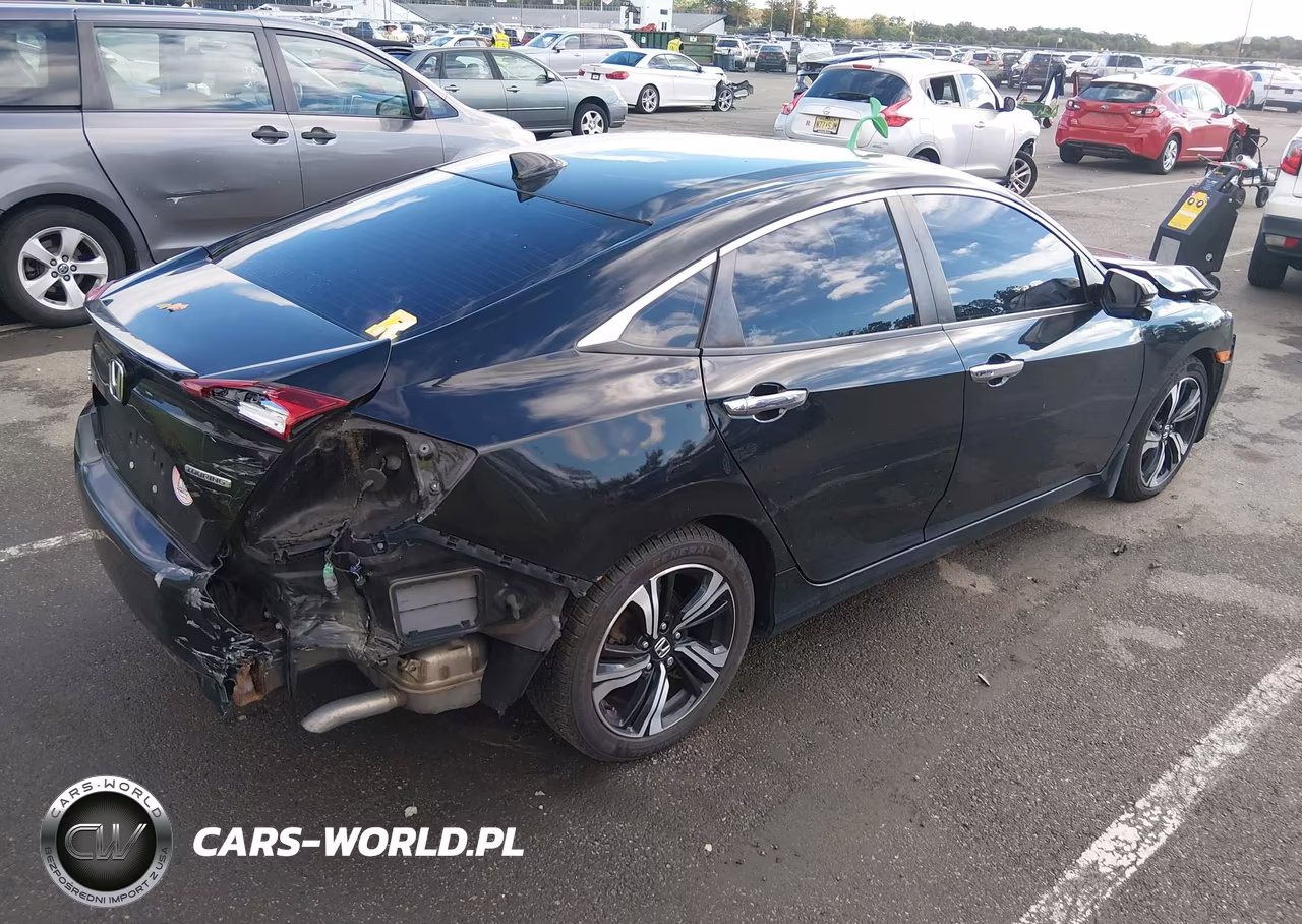 2016 Honda Civic Touring VIN:19XFC1F96GE207345 - 4