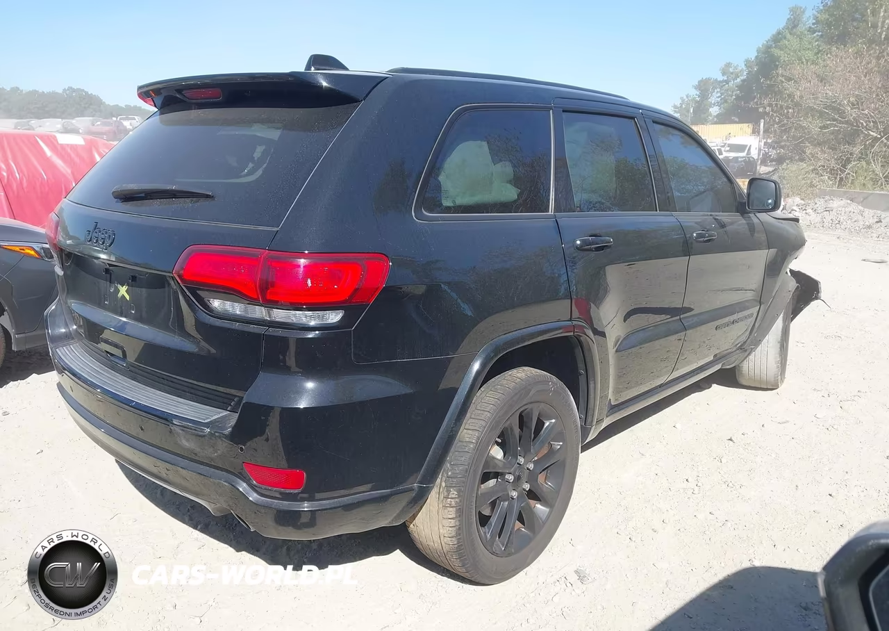 2018 Jeep Grand Cherokee Altitude 4X2 VIN:1C4RJEAG9JC304490 - 4