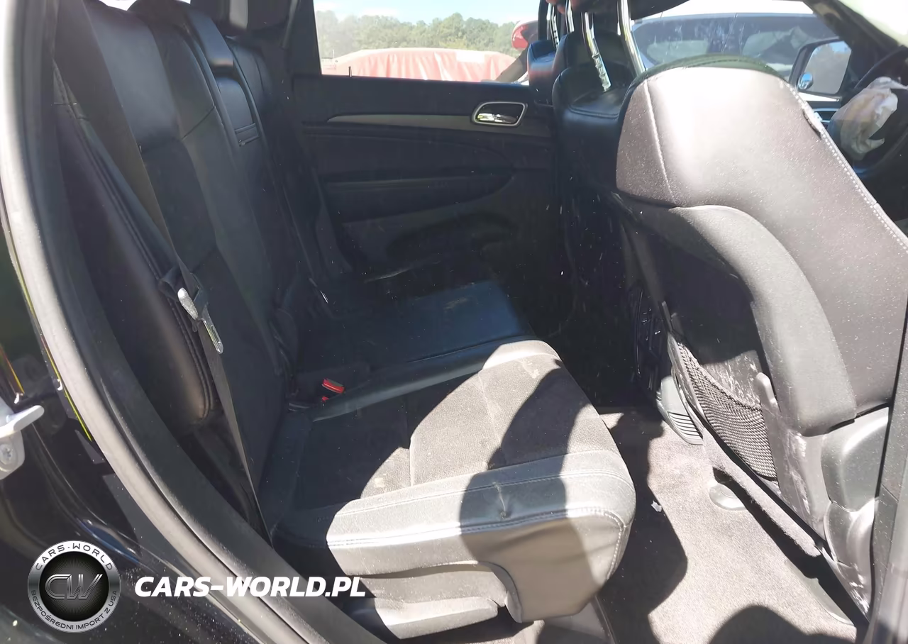 2018 Jeep Grand Cherokee Altitude 4X2 VIN:1C4RJEAG9JC304490 - 8
