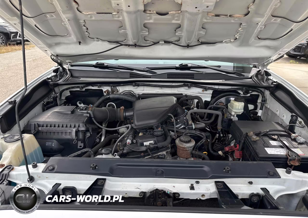 2016 Toyota Tacoma Sr VIN:5TFRX5GN9GX057459 - 10