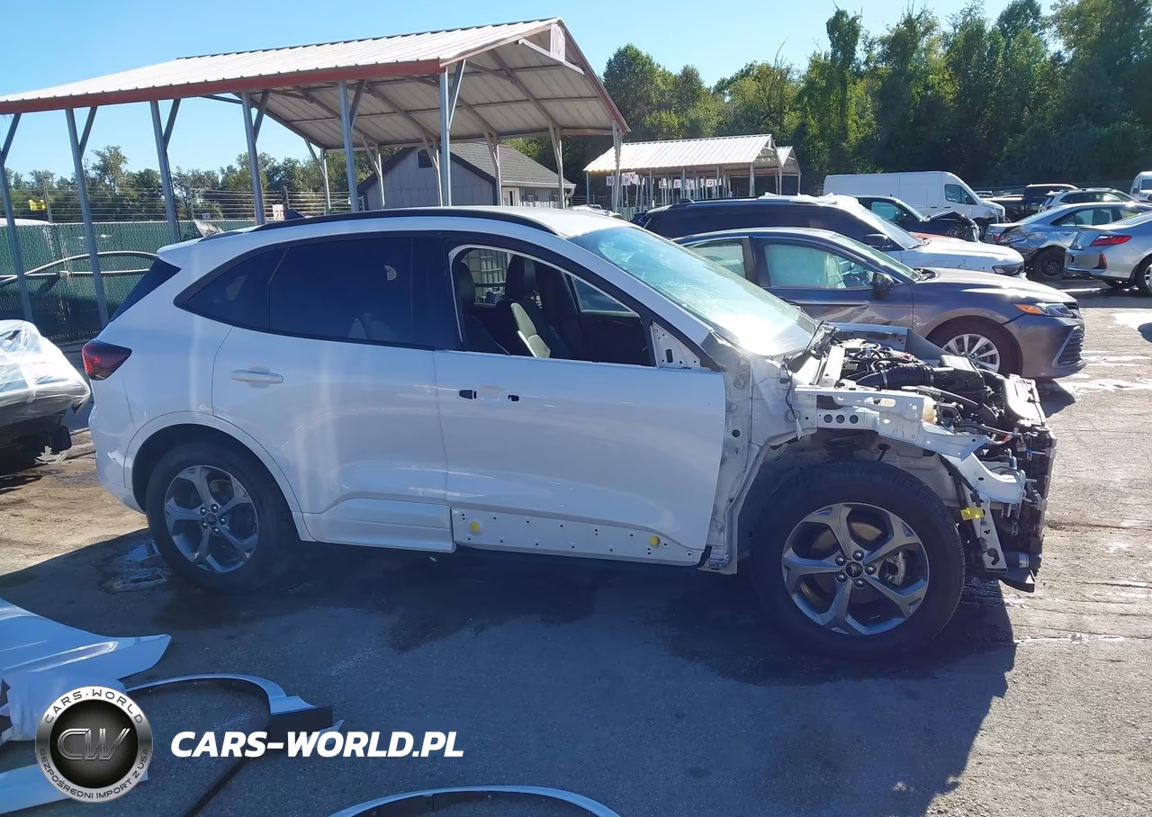 2023 Ford Escape St-Line VIN:1FMCU0MN1PUA79250 - 14