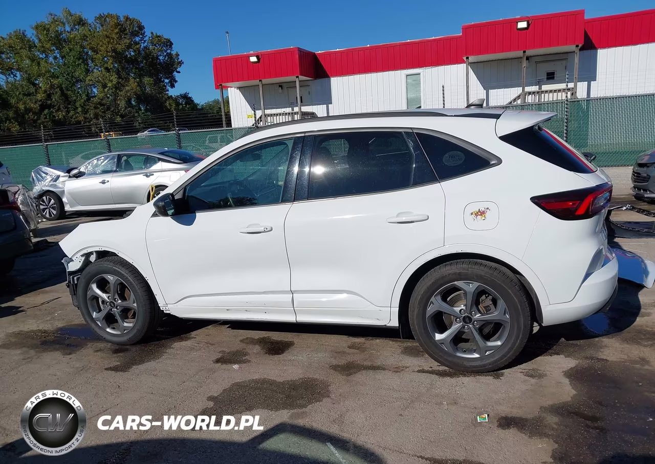 2023 Ford Escape St-Line VIN:1FMCU0MN1PUA79250 - 15