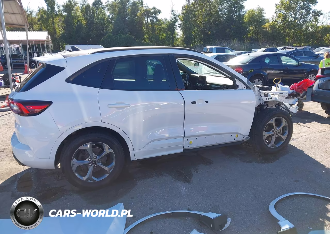 2023 Ford Escape St-Line VIN:1FMCU0MN1PUA79250 - 19