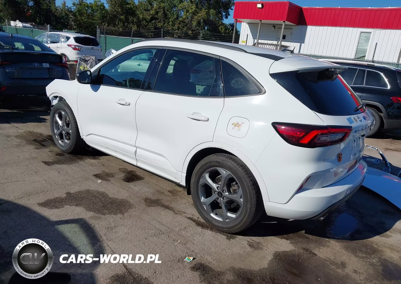 2023 Ford Escape St-Line VIN:1FMCU0MN1PUA79250 - 3