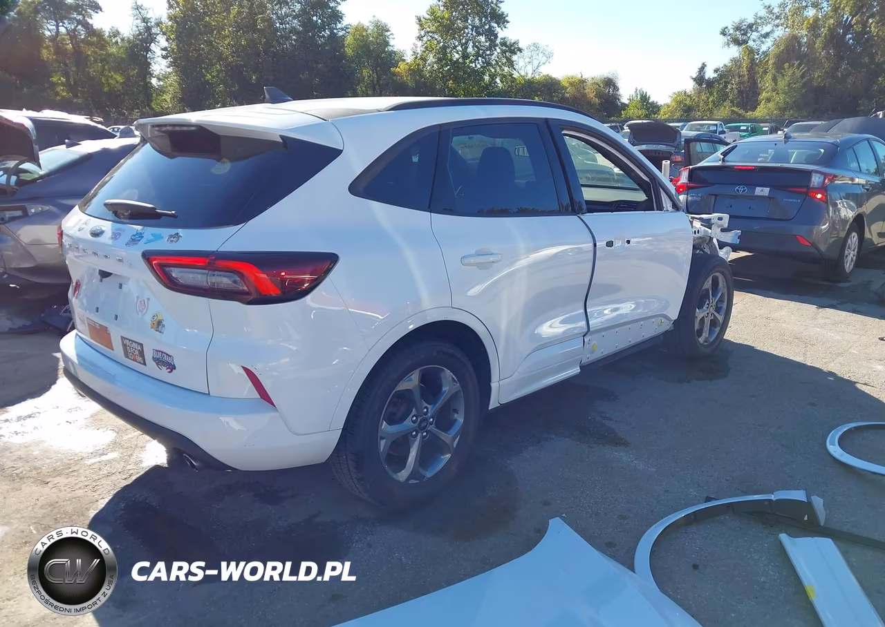 2023 Ford Escape St-Line VIN:1FMCU0MN1PUA79250 - 4