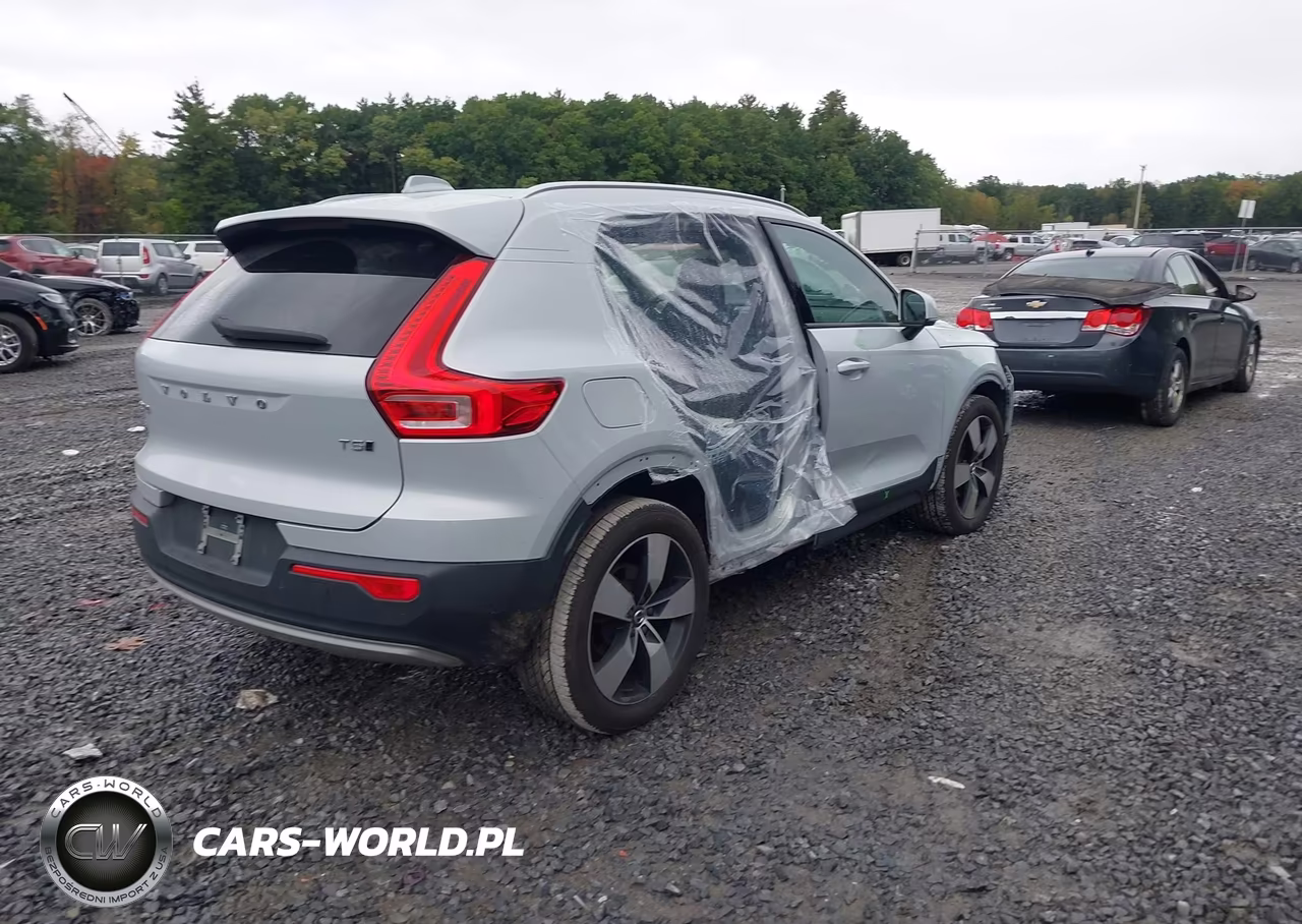2021 Volvo Xc40 T5 Momentum VIN:YV4162UK5M2401030 - 4