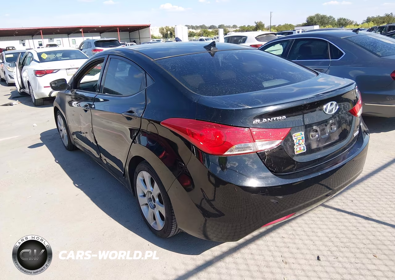 2013 Hyundai Elantra Limited VIN:KMHDH4AE2DU765118 - 3