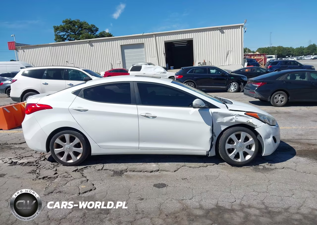 2013 Hyundai Elantra Limited VIN:5NPDH4AEXDH196419 - 13