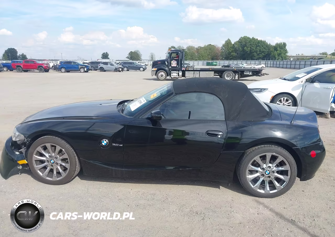 2007 BMW Z4 3.0Si VIN:4USBU53507LX02260 - 14