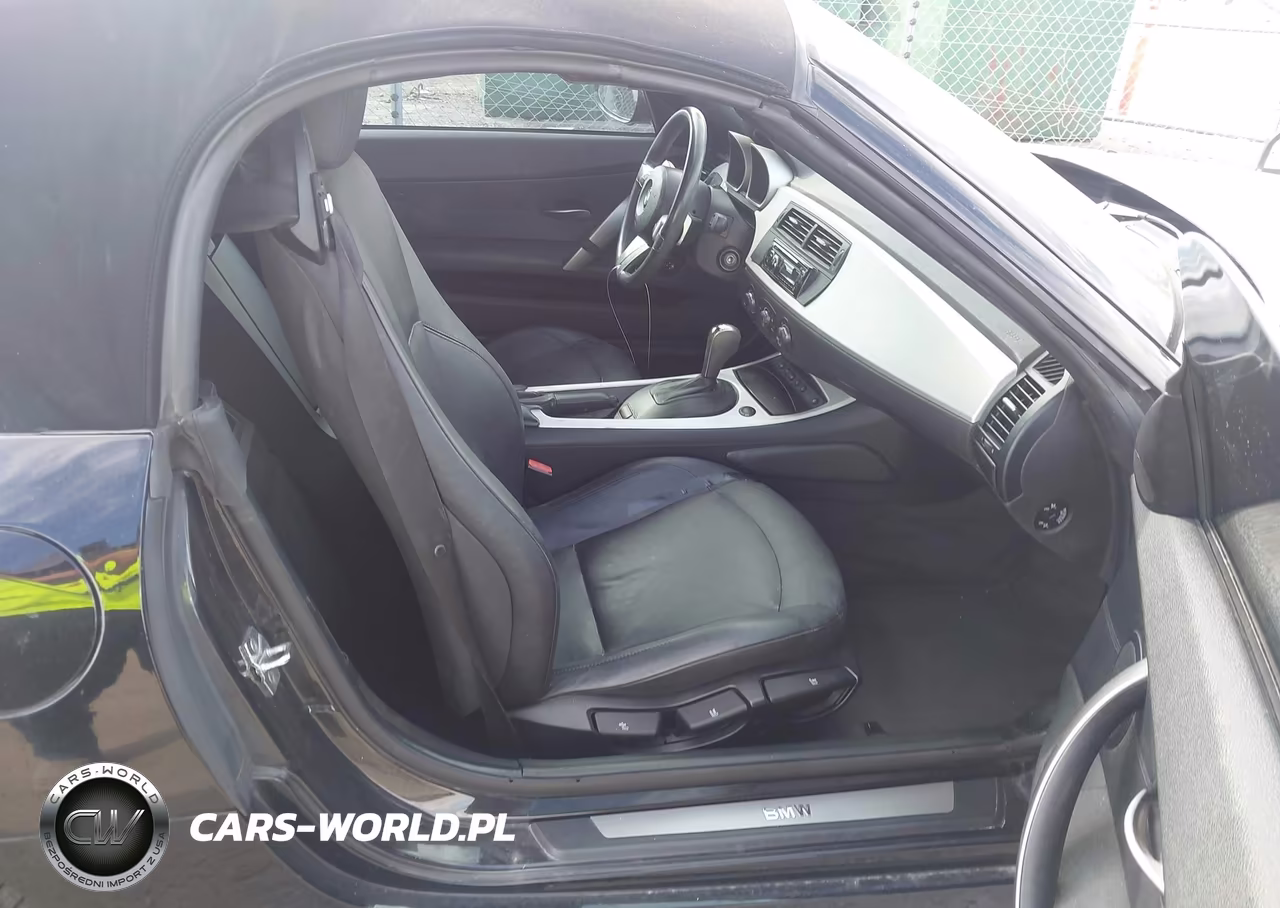 2007 BMW Z4 3.0Si VIN:4USBU53507LX02260 - 5
