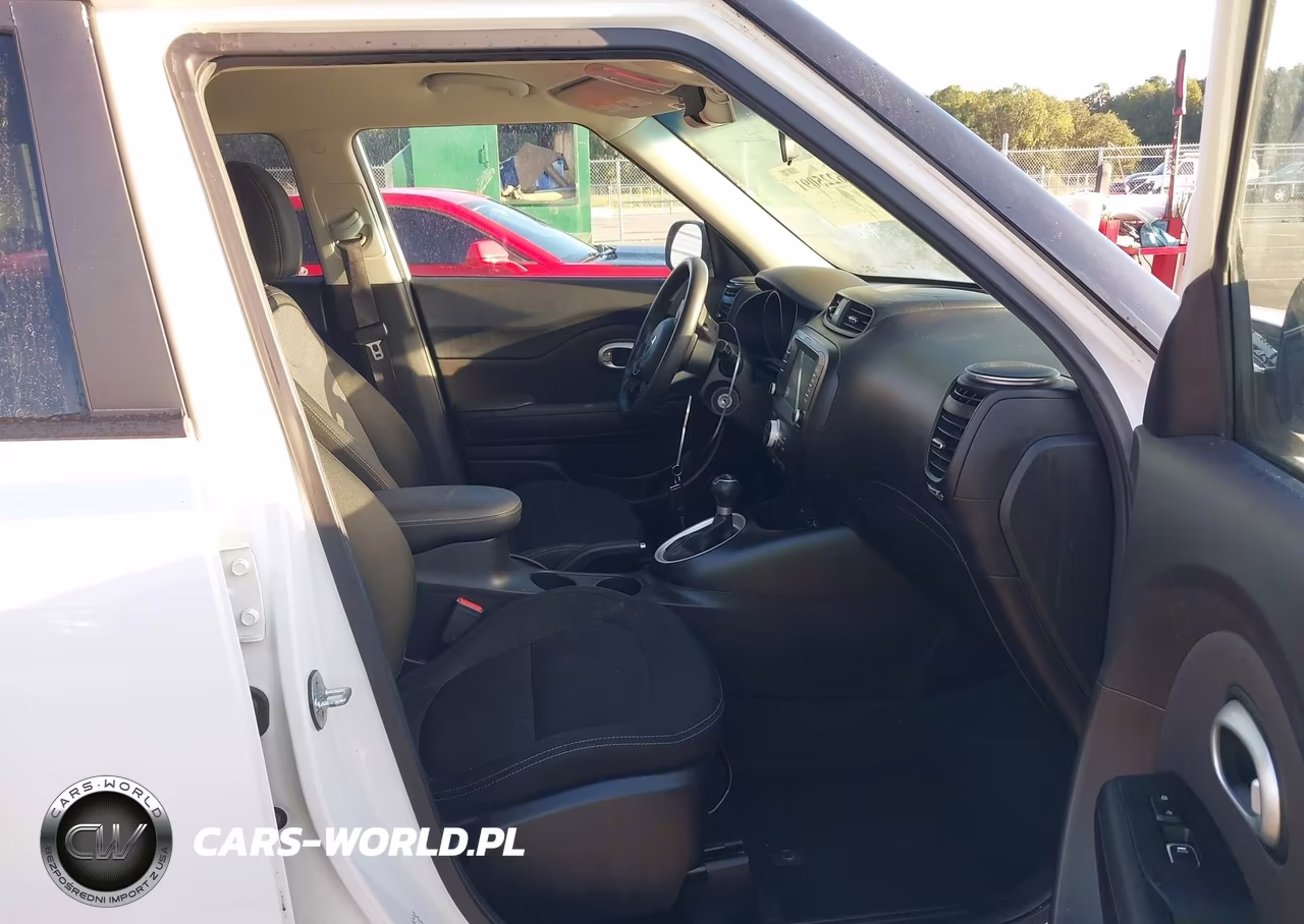 2018 Kia Soul + VIN:KNDJP3A53J7901111 - 5