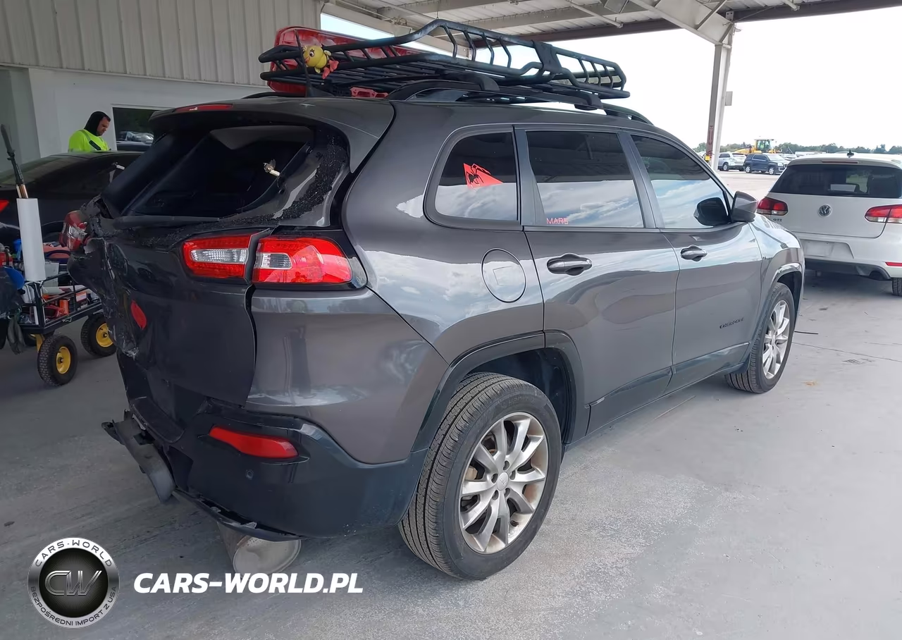 2018 Jeep Cherokee Latitude Tech Connect Fwd VIN:1C4PJLCB7JD587950 - 4