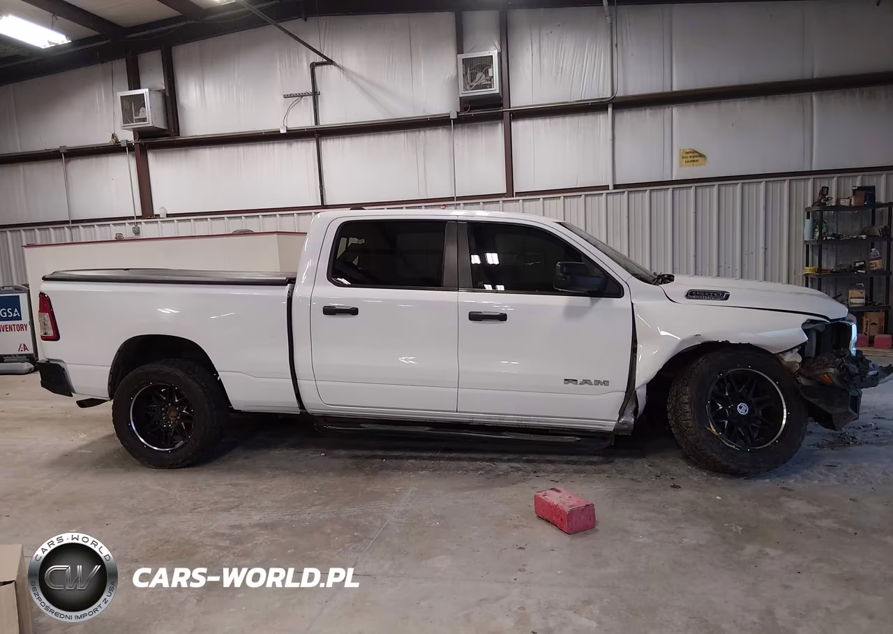2020 Ram 1500 Tradesman 4X4 6'4 Box VIN:1C6SRFNT7LN302470 - 13