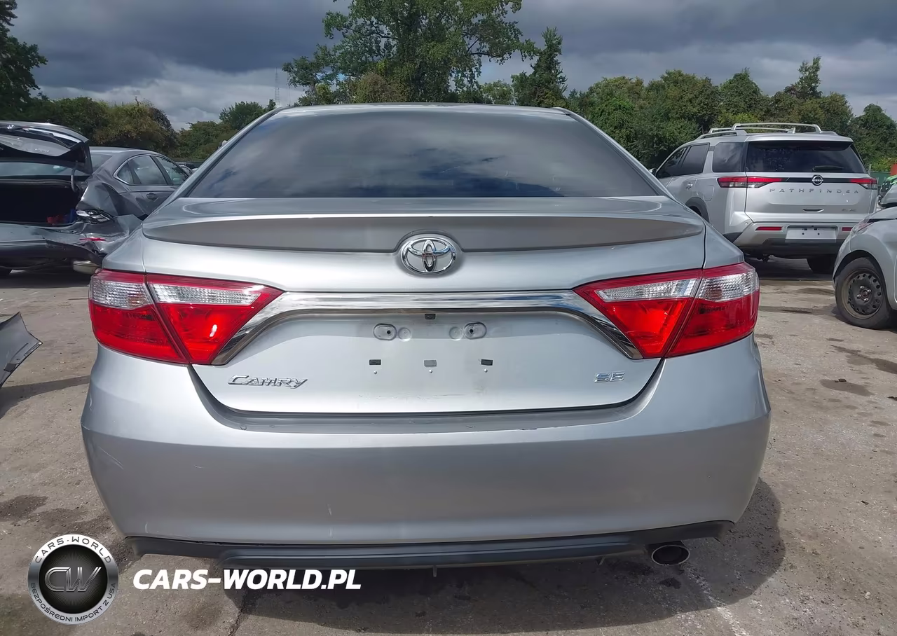 2017 Toyota Camry Se VIN:4T1BF1FK4HU711965 - 16
