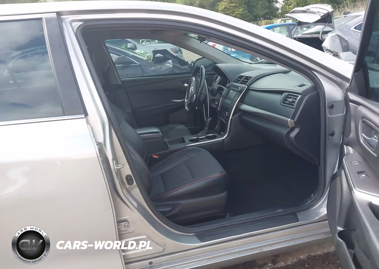 2017 Toyota Camry Se VIN:4T1BF1FK4HU711965 - 5