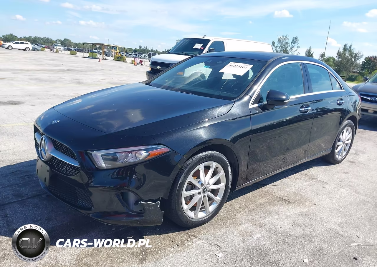 2019 Mercedes-Benz A 220 4Matic VIN:WDD3G4FB0KW001793 - 3