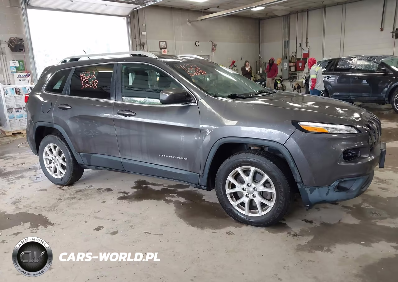 2014 Jeep Cherokee Latitude VIN:1C4PJMCB1EW181744 - 14