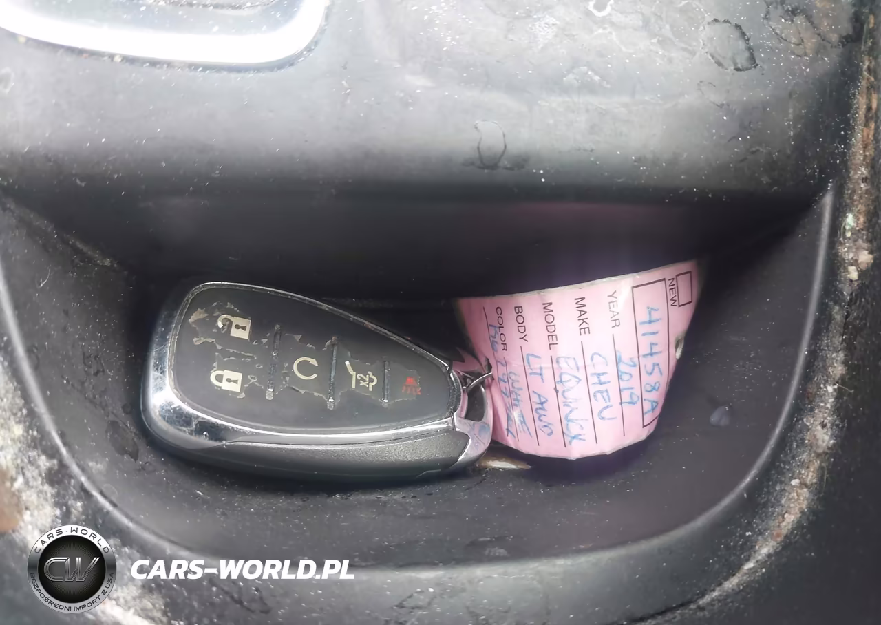 2019 Chevrolet Equinox Lt VIN:2GNAXUEV2K6199761 - 11
